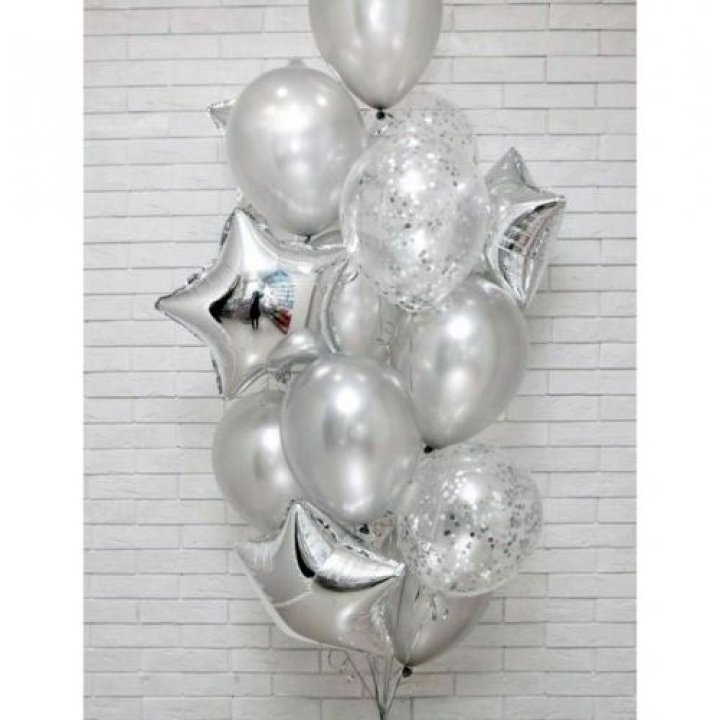 Фонтан шаров "Silver moon" в Ростове-на-Дону