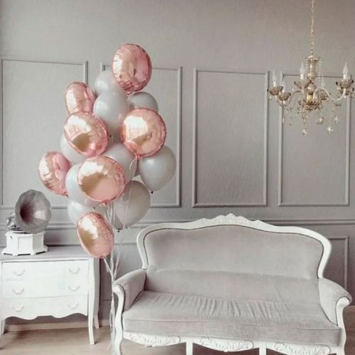 Фонтан шаров "Софт рози" в Ростове-на-Дону