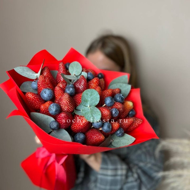 Клубничный бум №1 в Ростове-на-Дону