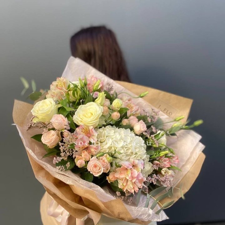 Дизайнерский букет №1 в Ростове-на-Дону