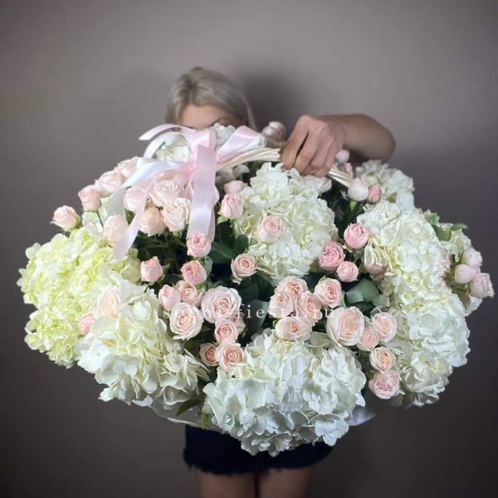 Корзина "Бонбина" в Ростове-на-Дону