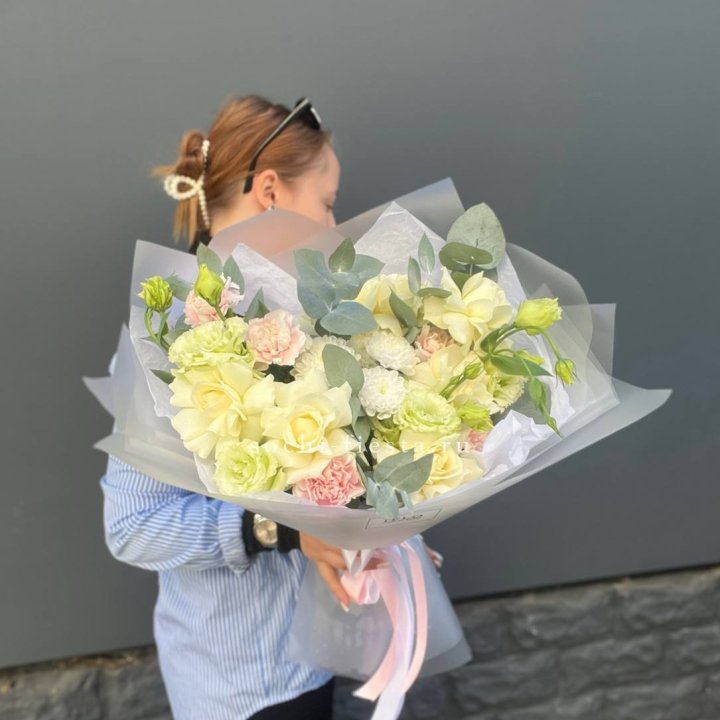  Букет  "Тонкая луна" в Ростове-на-Дону