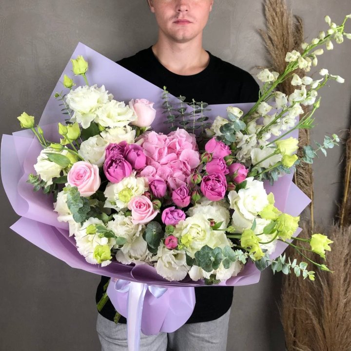 Дизайнерский букет Venera в Ростове-на-Дону