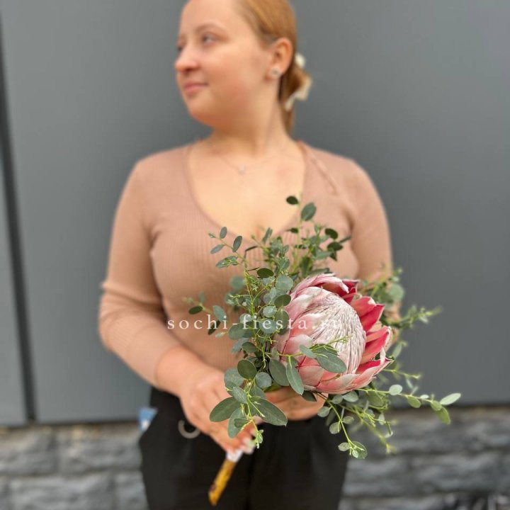 Свадебный букет "Протея" в Ростове-на-Дону