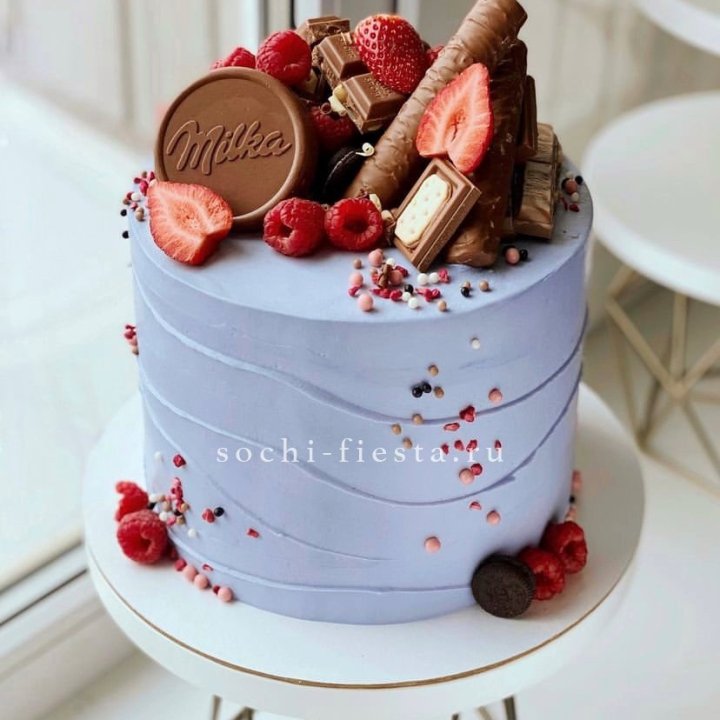 Торт "Milka's world" в Ростове-на-Дону