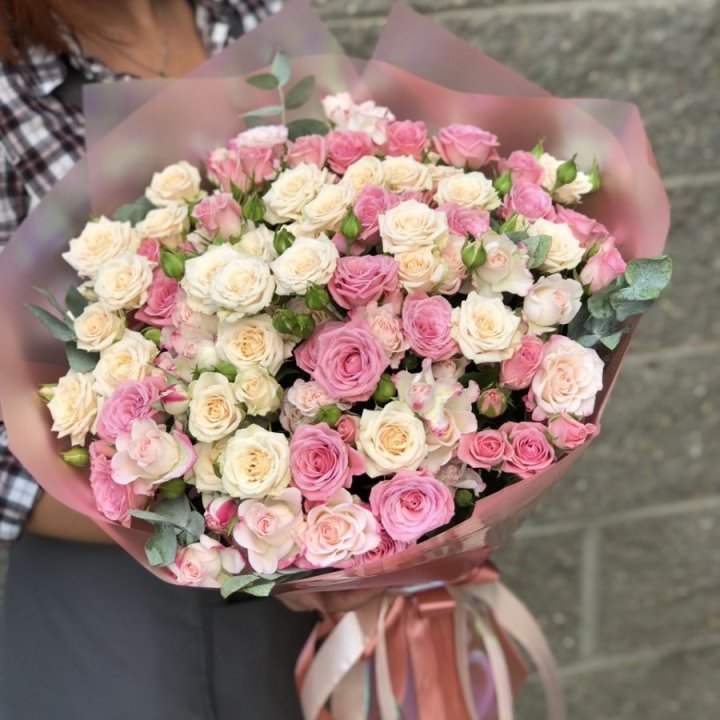 21 кустовая роза в Ростове-на-Дону