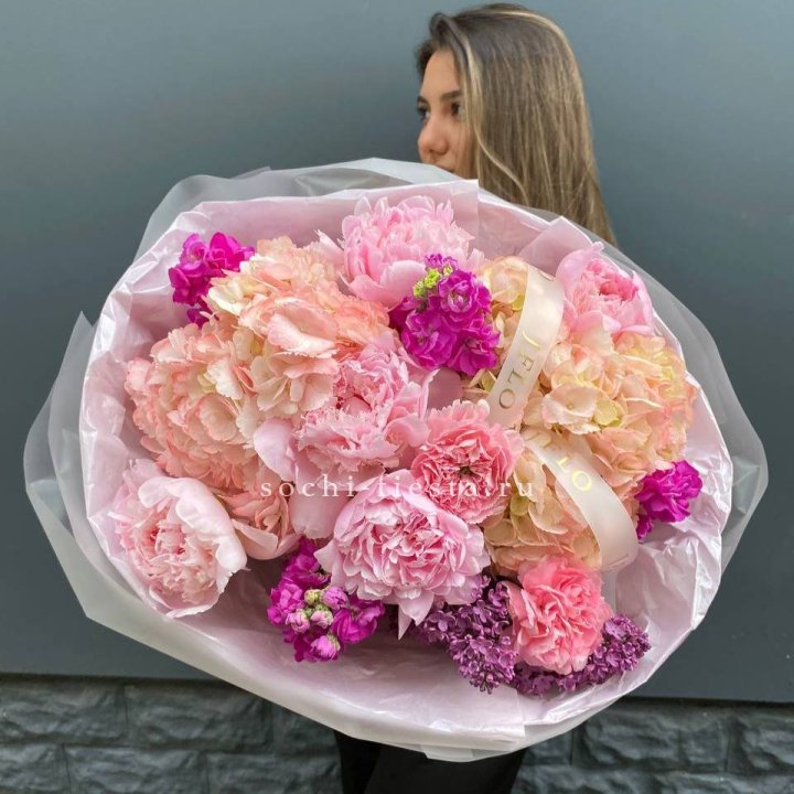  Букет "Flower Symphony" в Ростове-на-Дону