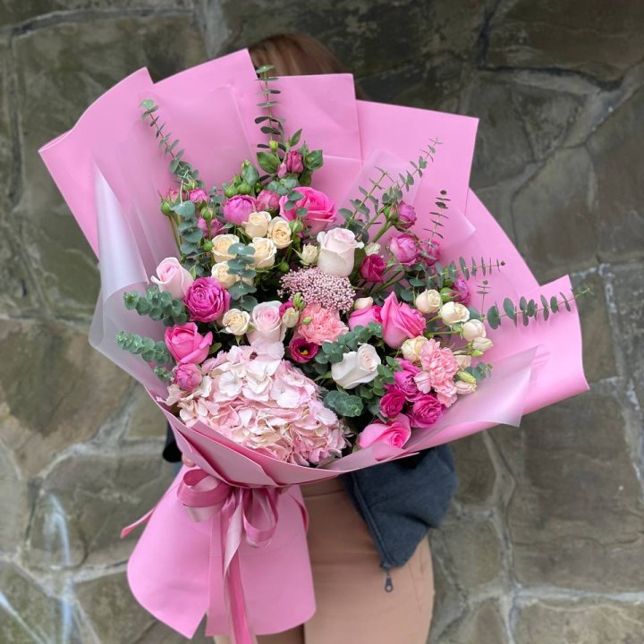 Дизайнерский букет Paulina в Ростове-на-Дону