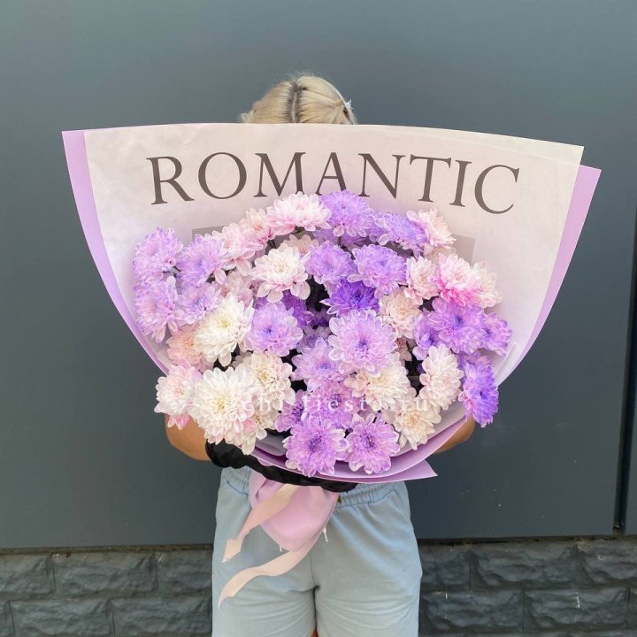 Букет сиреневых хризантем в Ростове-на-Дону