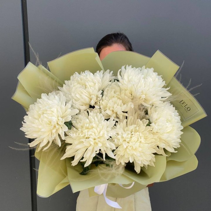 Букет одноголовых хризантем  в Ростове-на-Дону