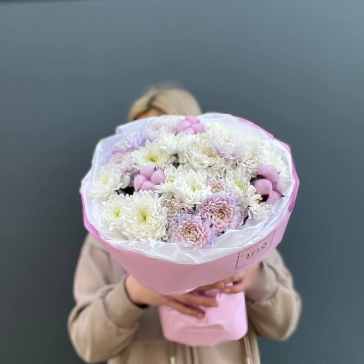 7 нежных хризантем в Ростове-на-Дону