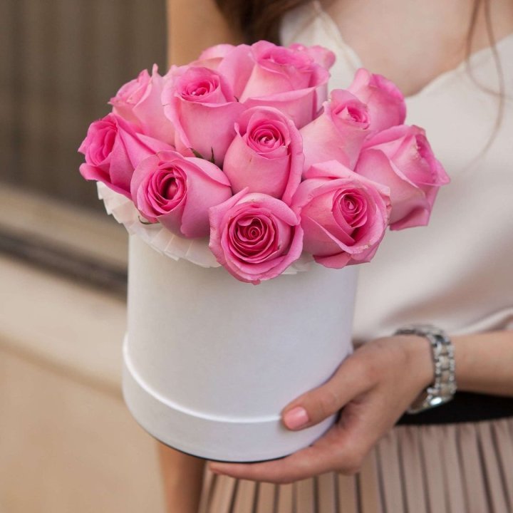 15 роз в боксе Кэтрин в Ростове-на-Дону