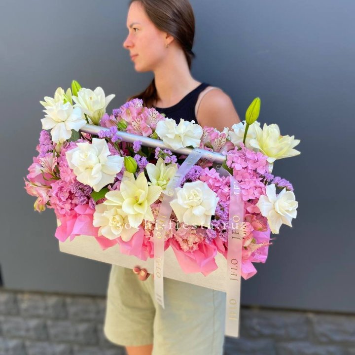 Большой бокс розовый в Ростове-на-Дону