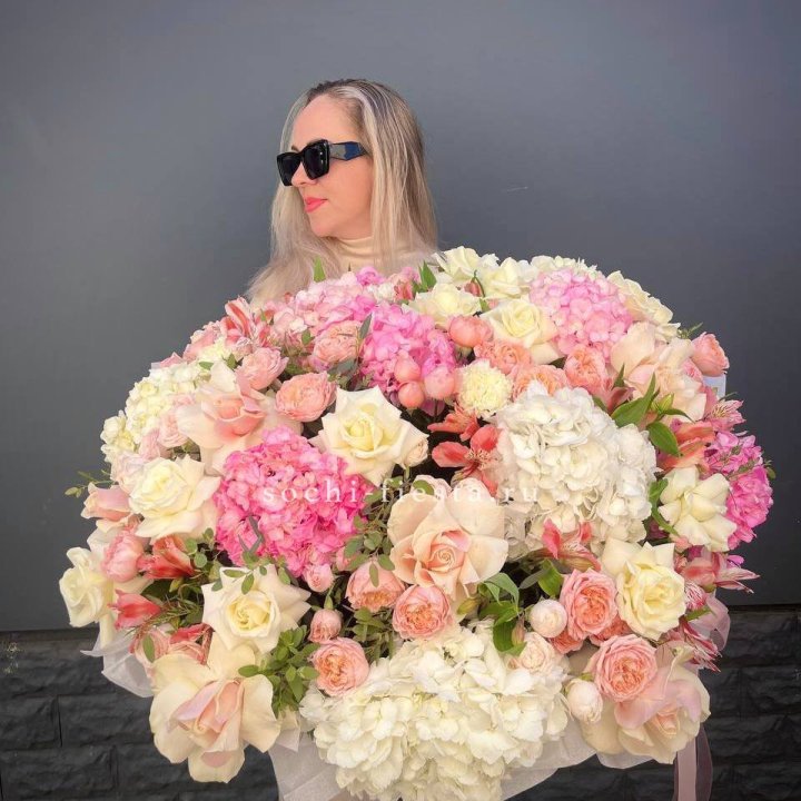 Корзина "Valzer dei fiori" в Ростове-на-Дону