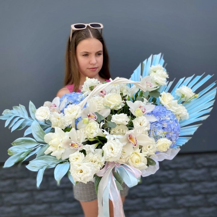 Цветочная корзина Blue Wings в Ростове-на-Дону