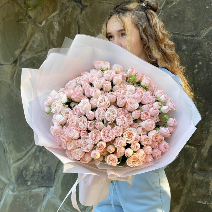 45 роза бомбастик Крем в Ростове-на-Дону