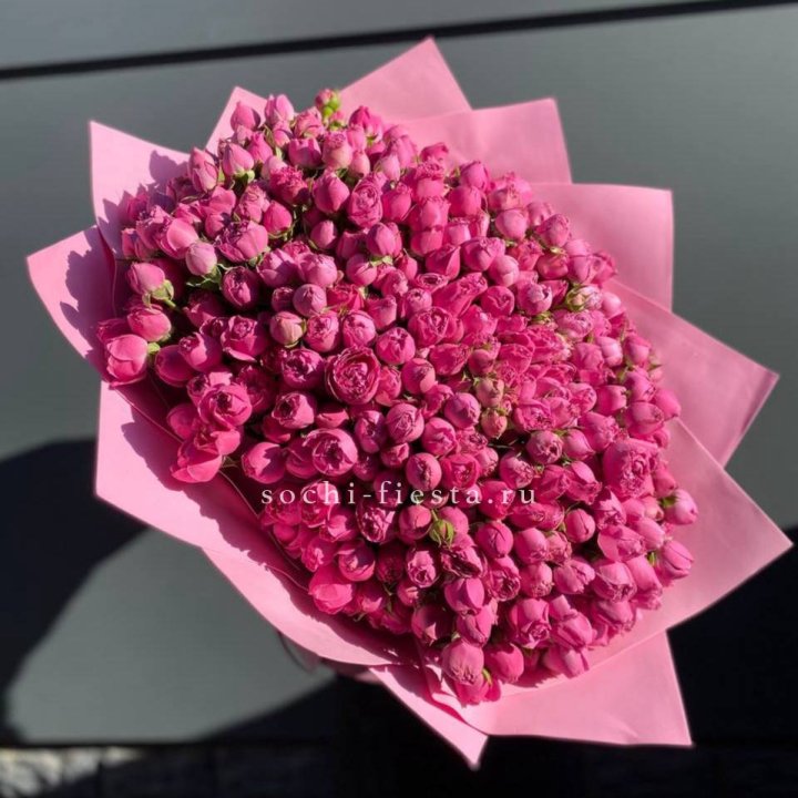 151 кустовая роза в Ростове-на-Дону