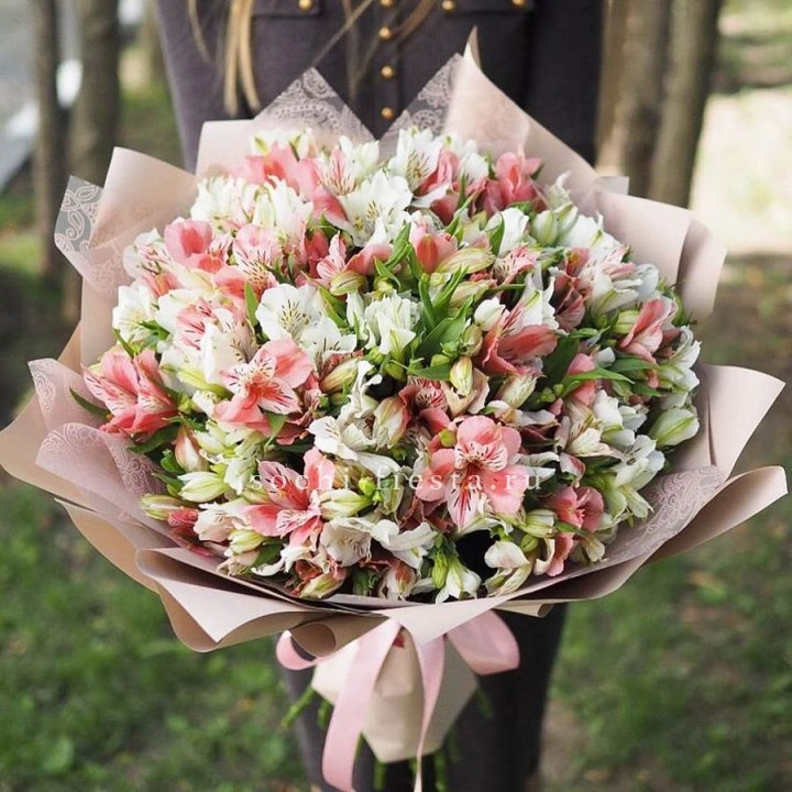 Букет альстромерий "ВАУ" в Ростове-на-Дону