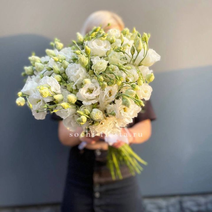 Букет эустом под ленту  в Ростове-на-Дону