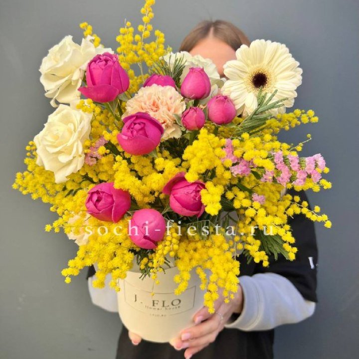 Цветы в боксе "Слобода" в Ростове-на-Дону