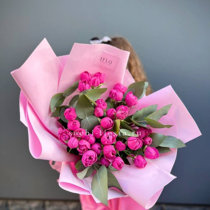 Пионовидные розы Bubbles с доставкой в Ростове-на-Дону