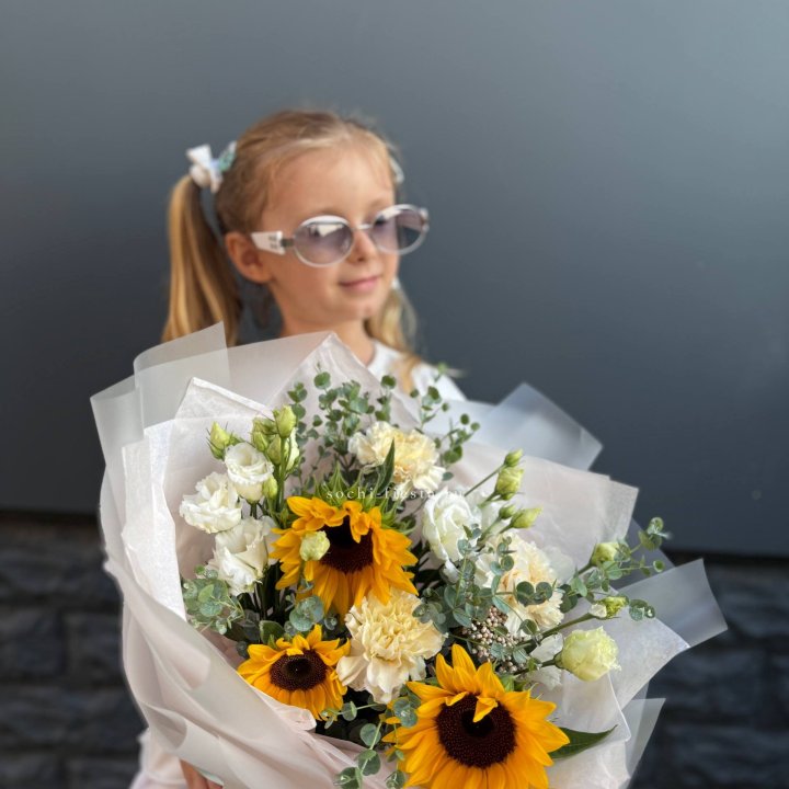  Букет  из стойких цветов с подсолнухами в Ростове-на-Дону