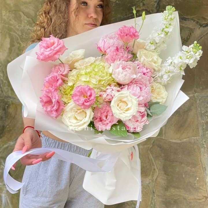 Букет с пионами №3 в Ростове-на-Дону