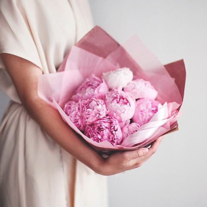 9 зефирных пионов в Ростове-на-Дону