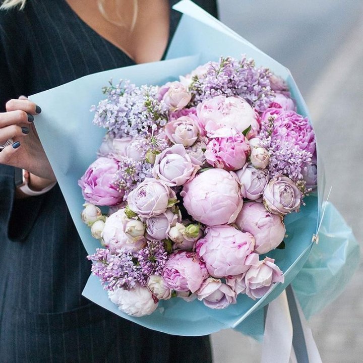 Букет "Блю логан" в Ростове-на-Дону