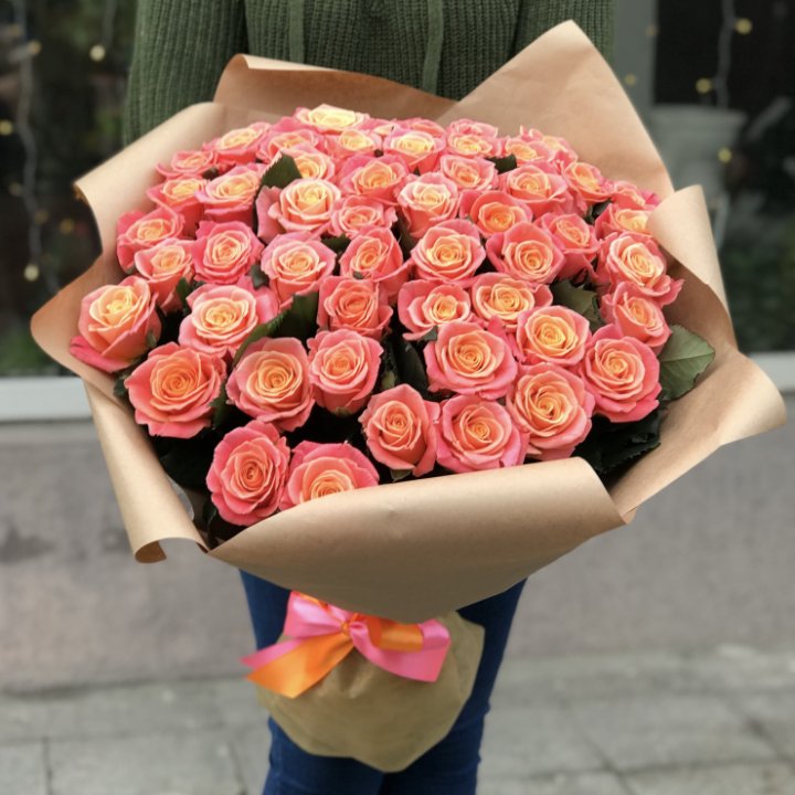 55 роз мисс пигги в Ростове-на-Дону