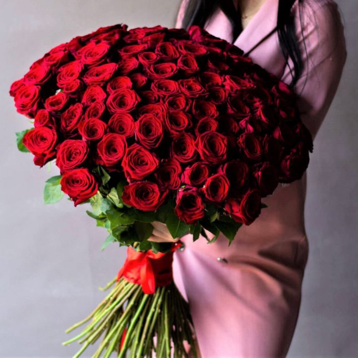 101 высокая роза в Ростове-на-Дону