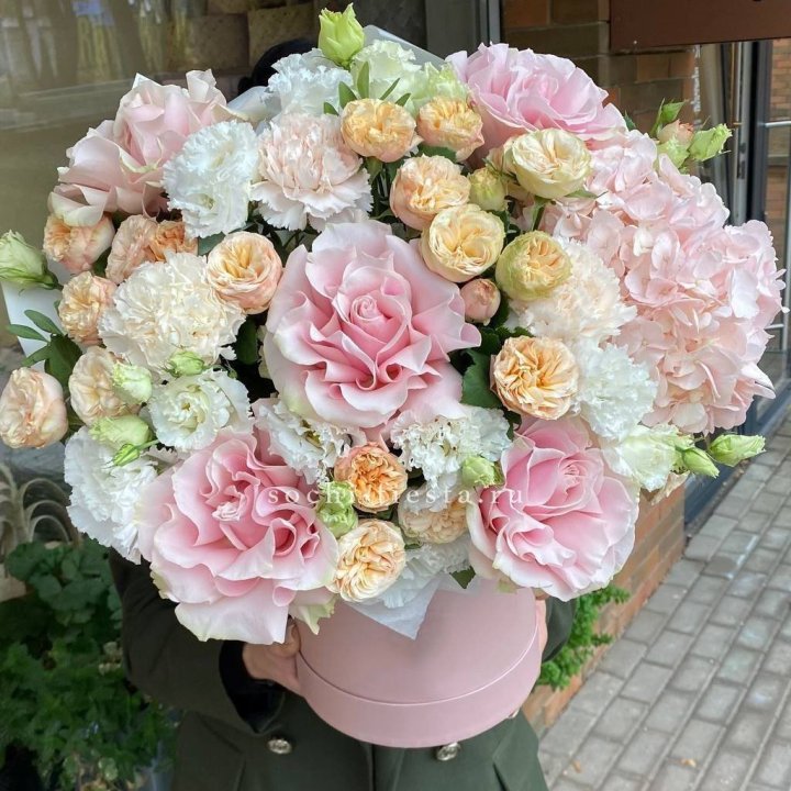 Авторский бокс French Rose №2 с доставкой в Ростове-на-Дону