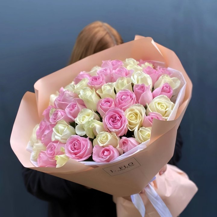 55 роз микс нежности в Ростове-на-Дону