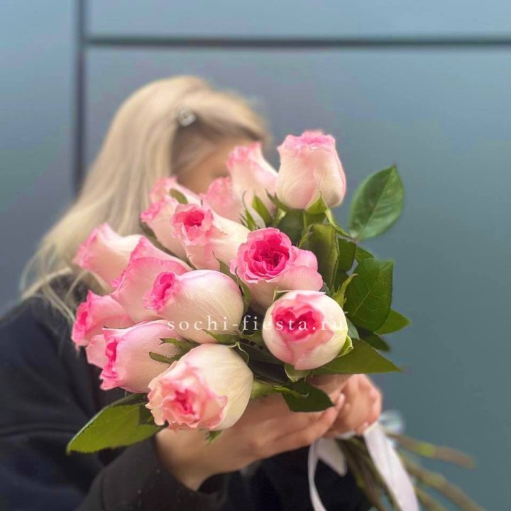 15 роз Мандала в Ростове-на-Дону