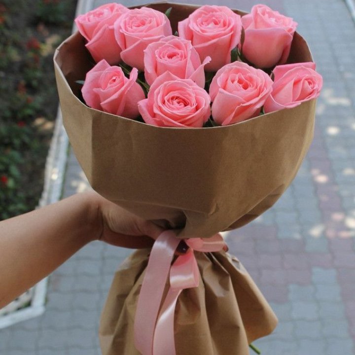 9 розовых роз в Ростове-на-Дону