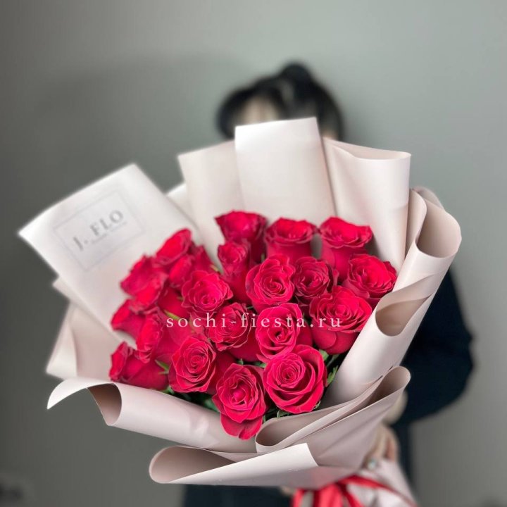 21 красная роза  в Ростове-на-Дону
